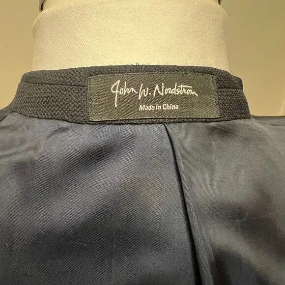 John W Nordstrom Mens Sport Coat 40S Solid Navy Blue Loro Piana Four Season 120s